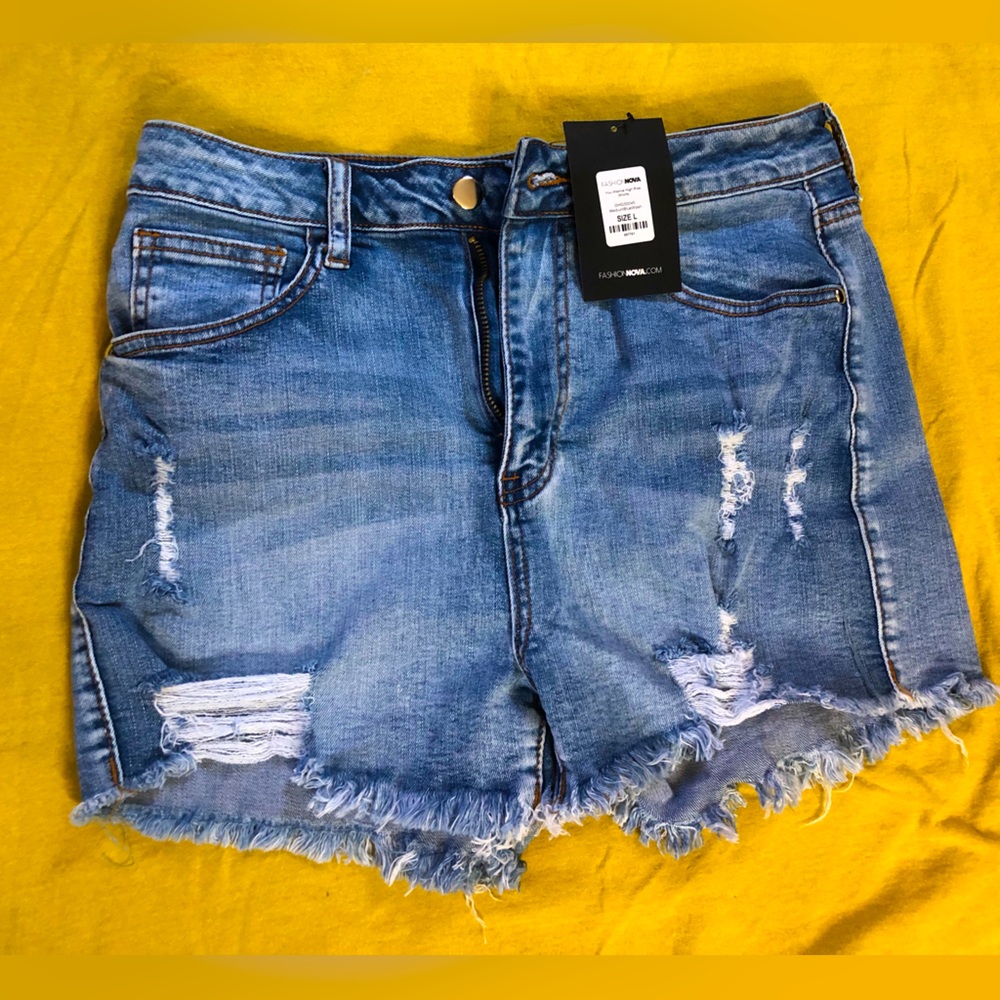 High-waisted Jean Shorts
